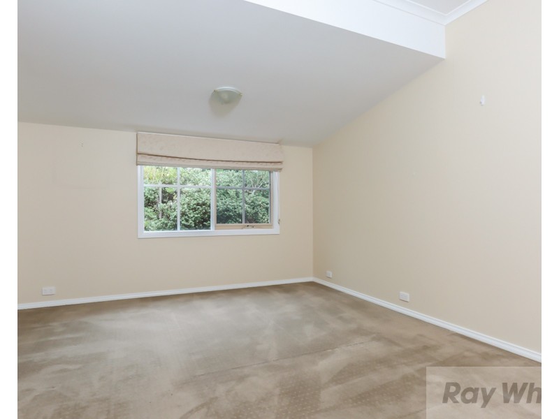 21 Stringybark Boulevard North, Mount Evelyn VIC 3796