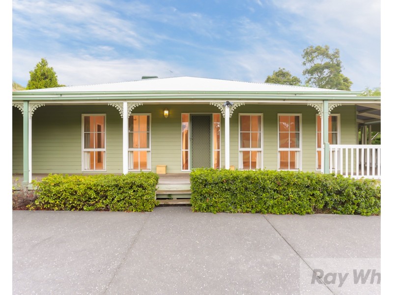 21 Stringybark Boulevard North, Mount Evelyn VIC 3796