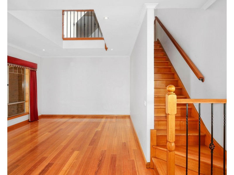 300 Glenview Road, Launching Place VIC 3139