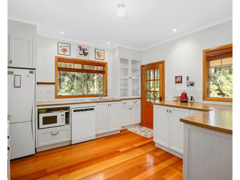 300 Glenview Road, Launching Place VIC 3139