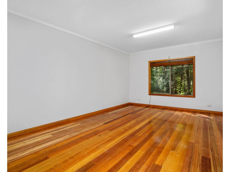 300 Glenview Road, Launching Place VIC 3139