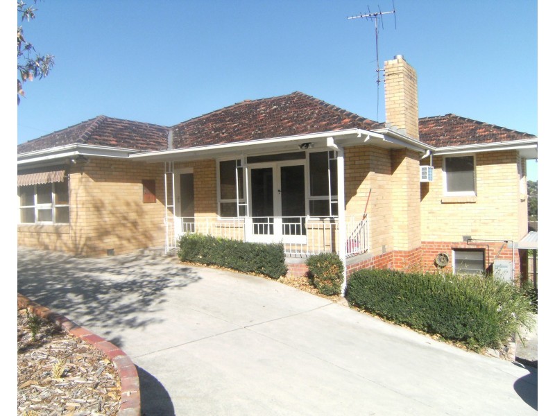 11 Mont Vue, Lilydale VIC 3140