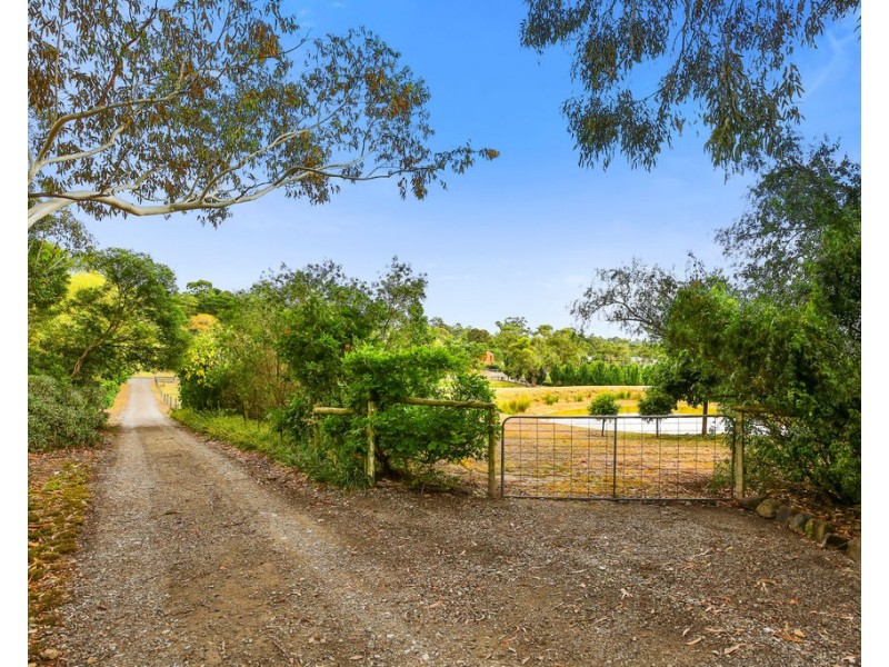 75 Roach Road, Lilydale VIC 3140