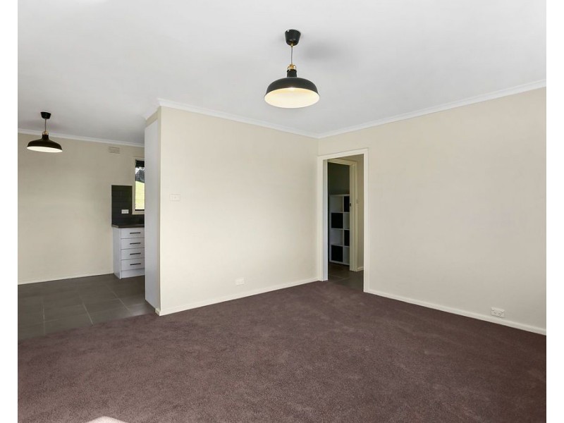 8 Alexandra Road, Lilydale VIC 3140