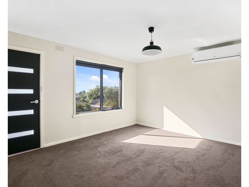 8 Alexandra Road, Lilydale VIC 3140