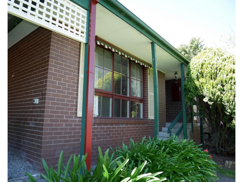 16 Vista Drive, Chirnside Park VIC 3116