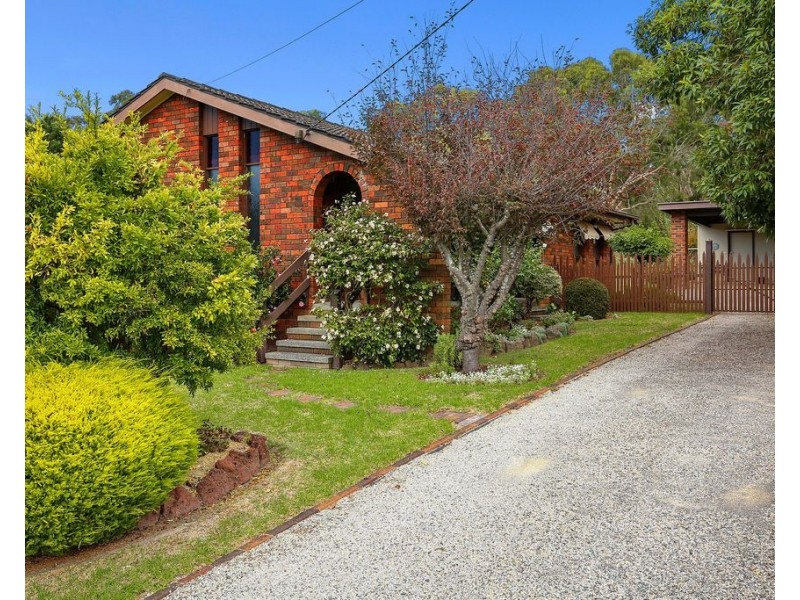 18 Bronwyn Street, Coldstream VIC 3770