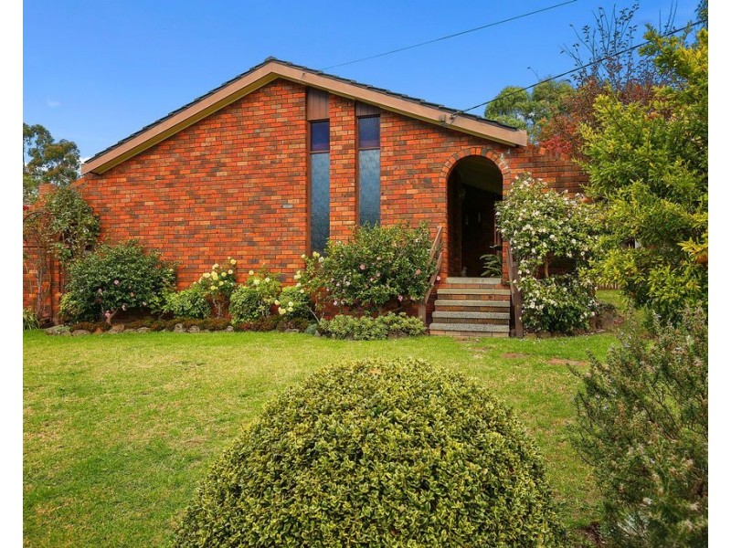 18 Bronwyn Street, Coldstream VIC 3770