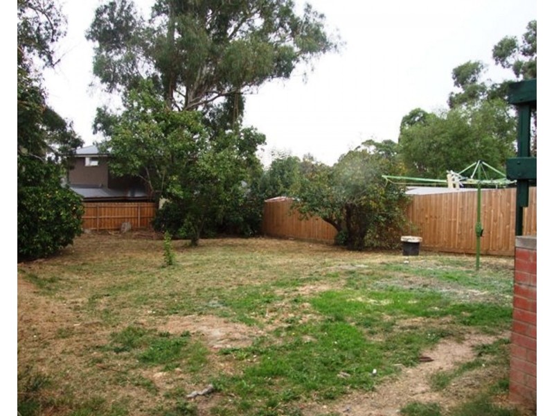 77 Highview Drive, Mooroolbark VIC 3138