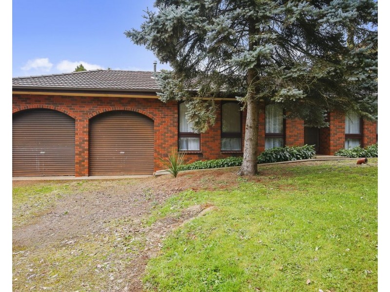 16 Wiseman Road, Silvan VIC 3795