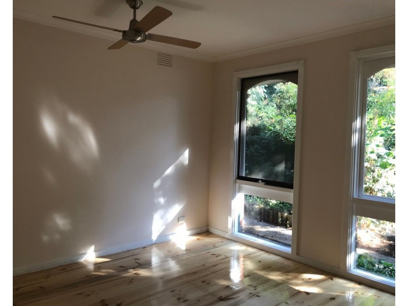 16 Wiseman Road, Silvan VIC 3795