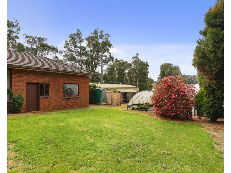 16 Wiseman Road, Silvan VIC 3795