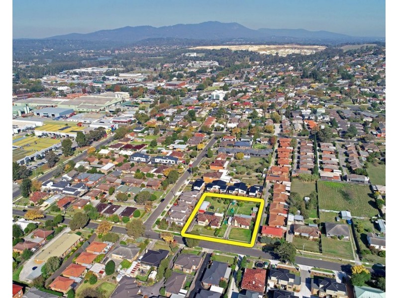 11 and 13 McComb Street, Lilydale VIC 3140