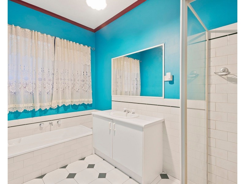 55 Cambridge Road, Mooroolbark VIC 3138