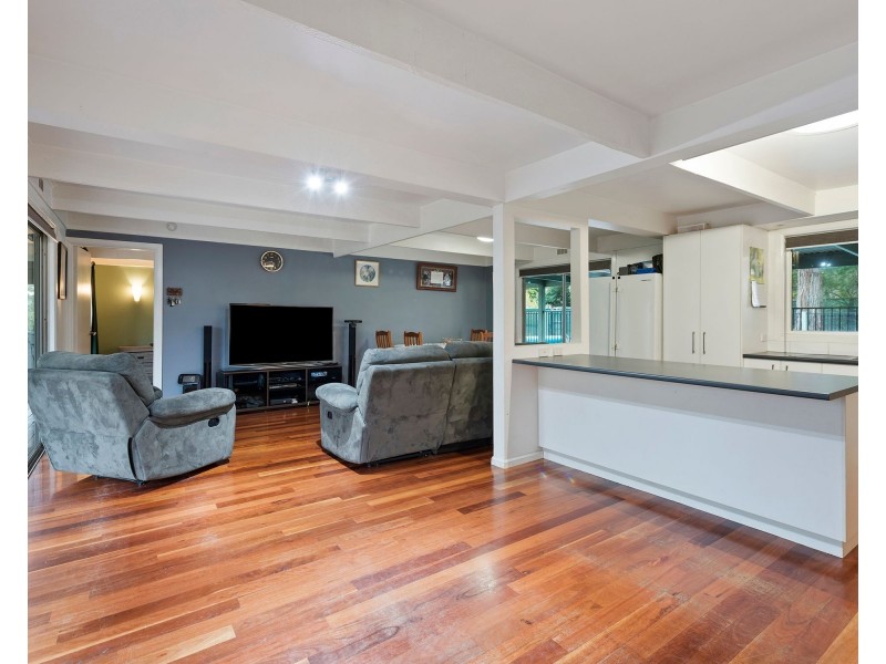 6 Jacka Street, Launching Place VIC 3139
