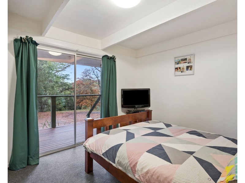 6 Jacka Street, Launching Place VIC 3139