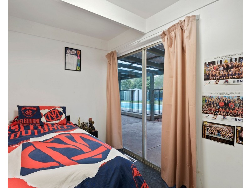 6 Jacka Street, Launching Place VIC 3139