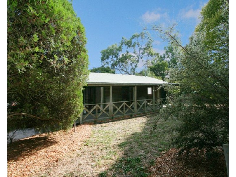 5 Deschamps Avenue, Lilydale VIC 3140
