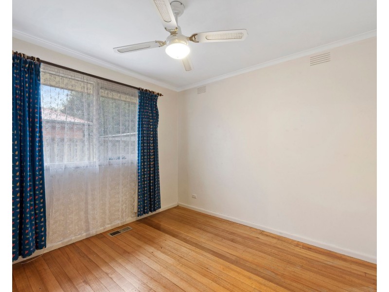 17A Parrs Road, Croydon VIC 3136