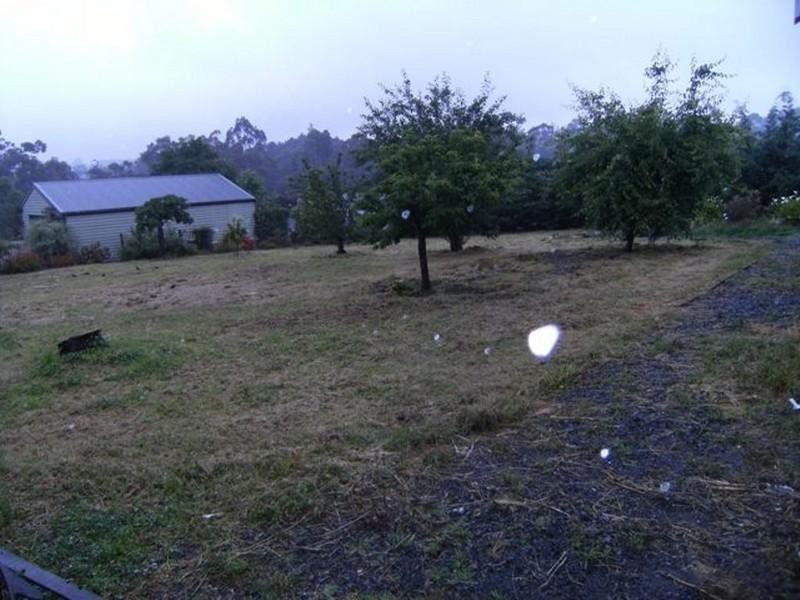 22 Rue De Gare, Wandin North VIC 3139