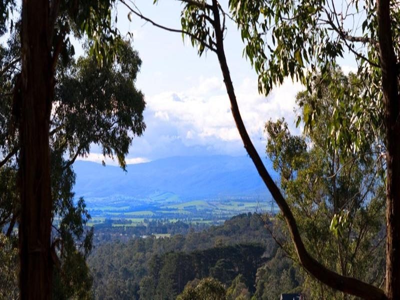 96 Alexandra Road, Lilydale VIC 3140