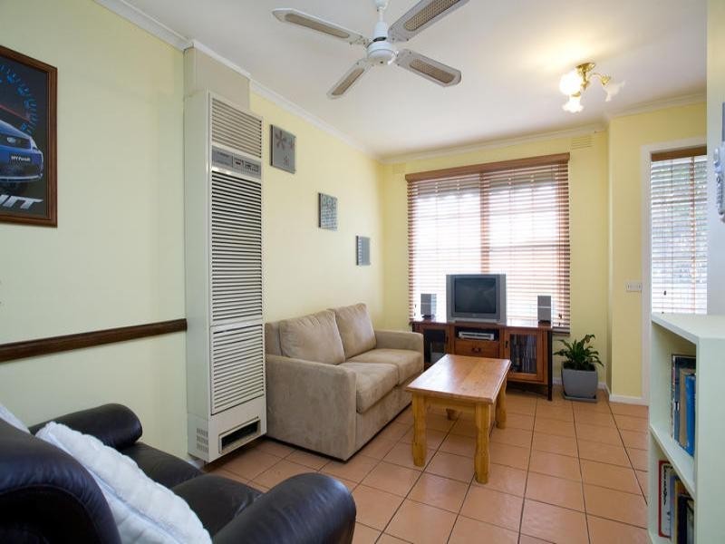2/33 Slevin Street, Lilydale VIC 3140