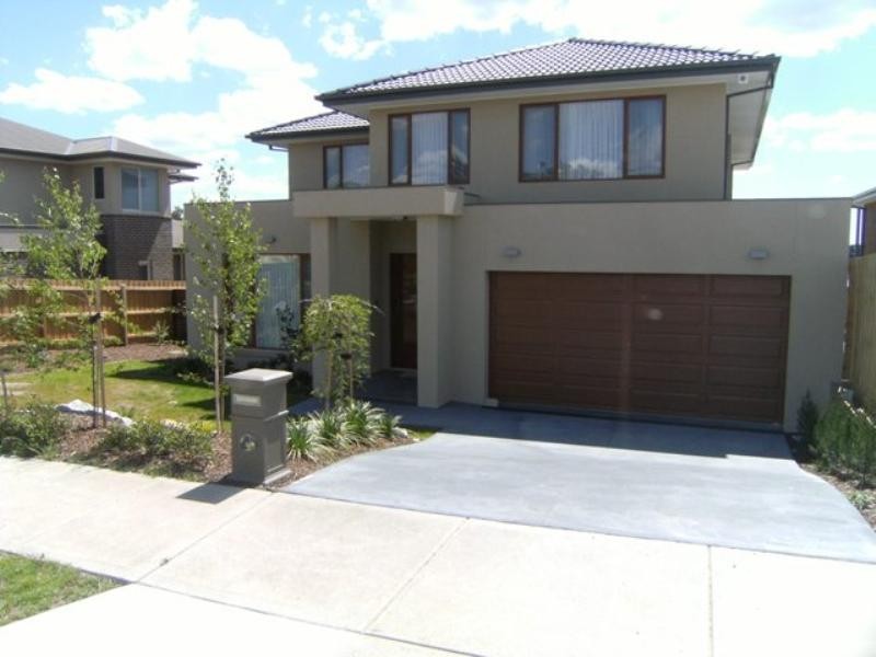 9 Kingston Way, Mooroolbark VIC 3138