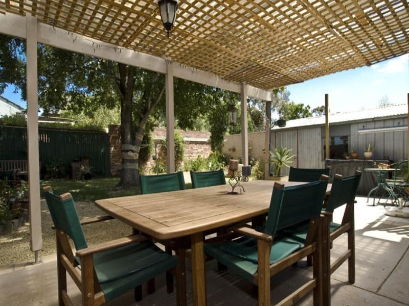 2 McFadzean Street, Coldstream VIC 3770