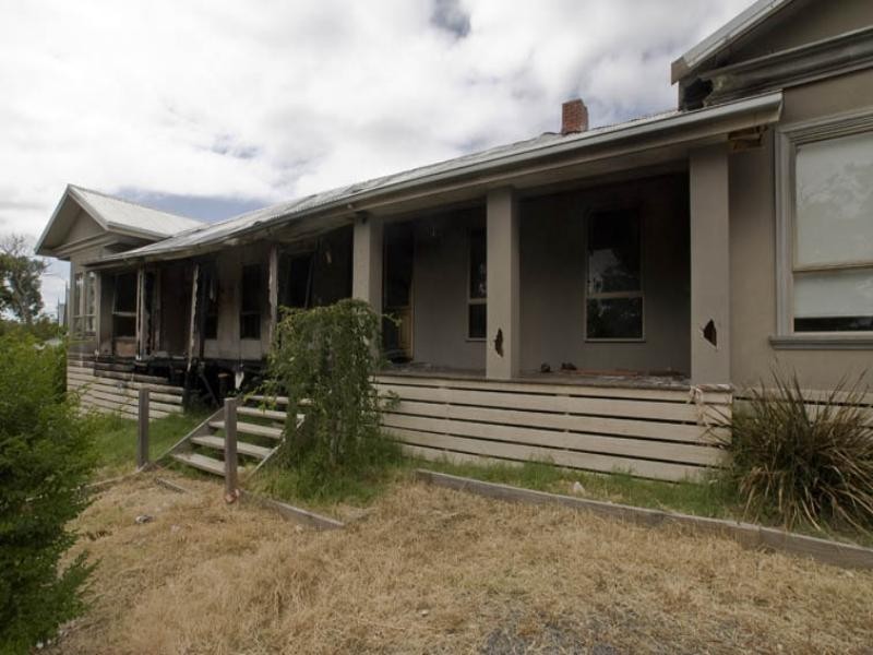 22 Rue De Gare, Wandin North VIC 3139