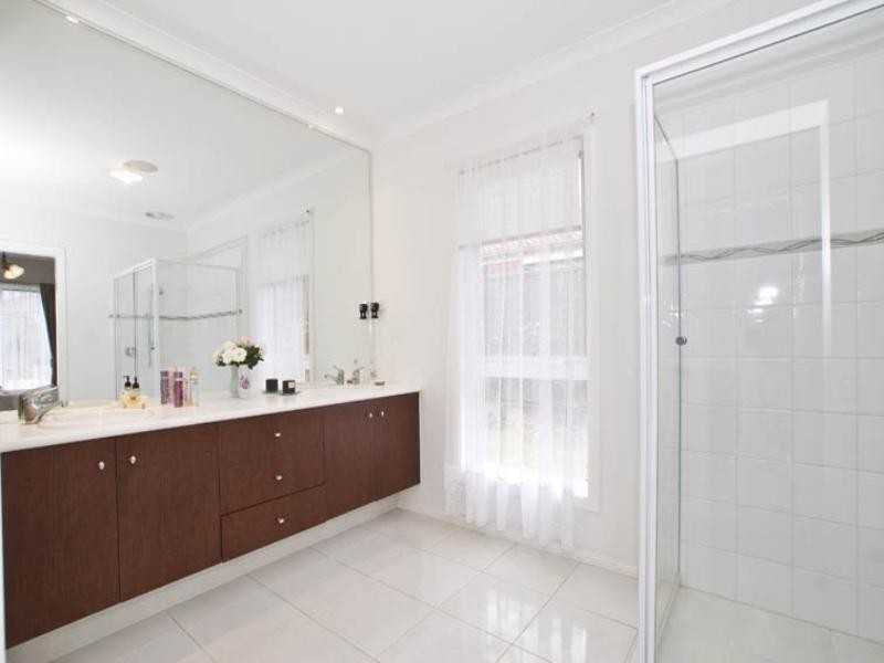 72 Kingsburgh Lane, Lilydale VIC 3140