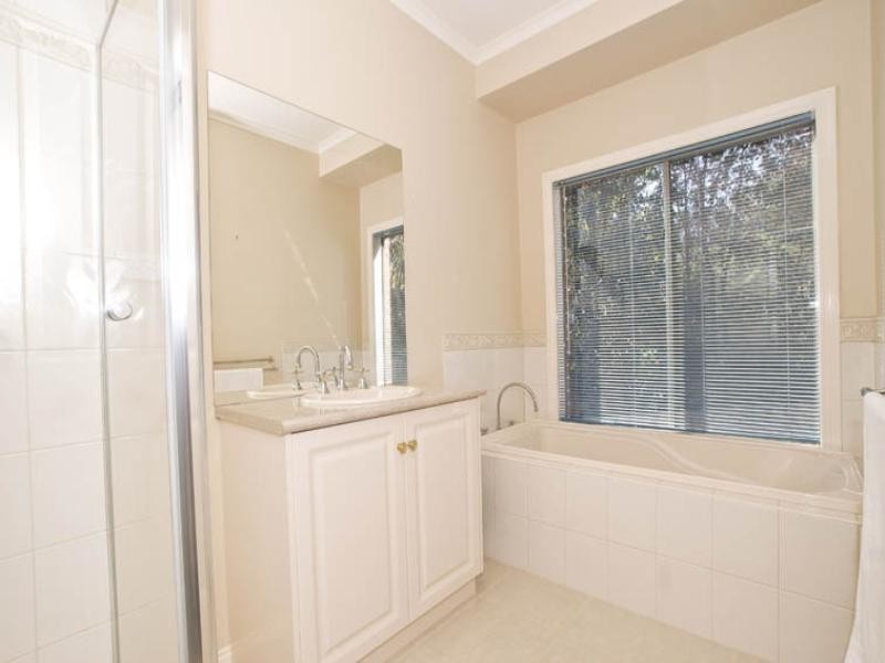 3 Pride Lane, Lilydale VIC 3140