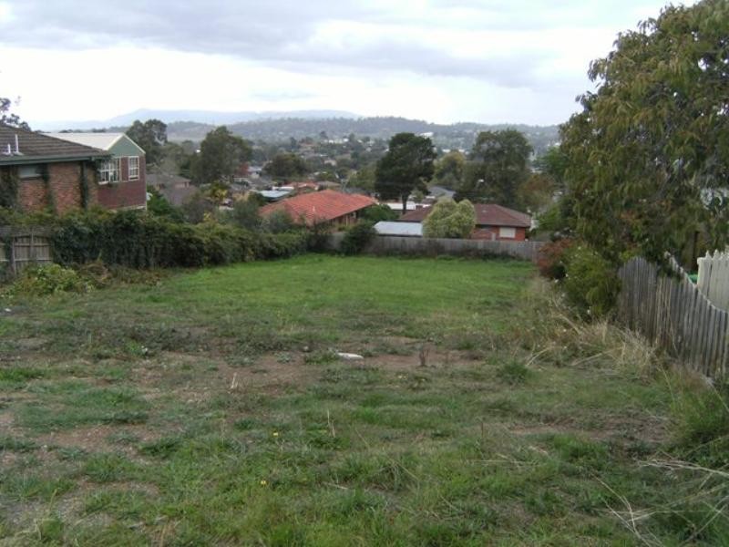 42 Roseman Road, Chirnside Park VIC 3116