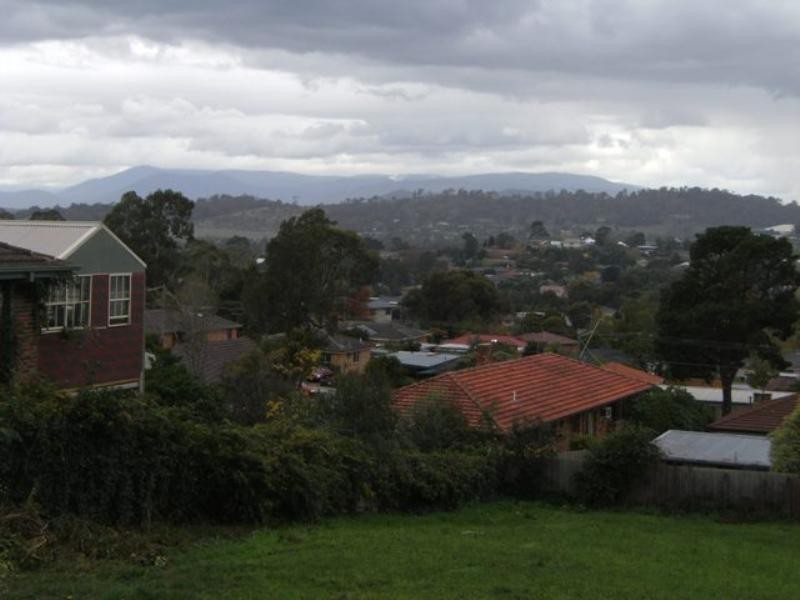 42 Roseman Road, Chirnside Park VIC 3116