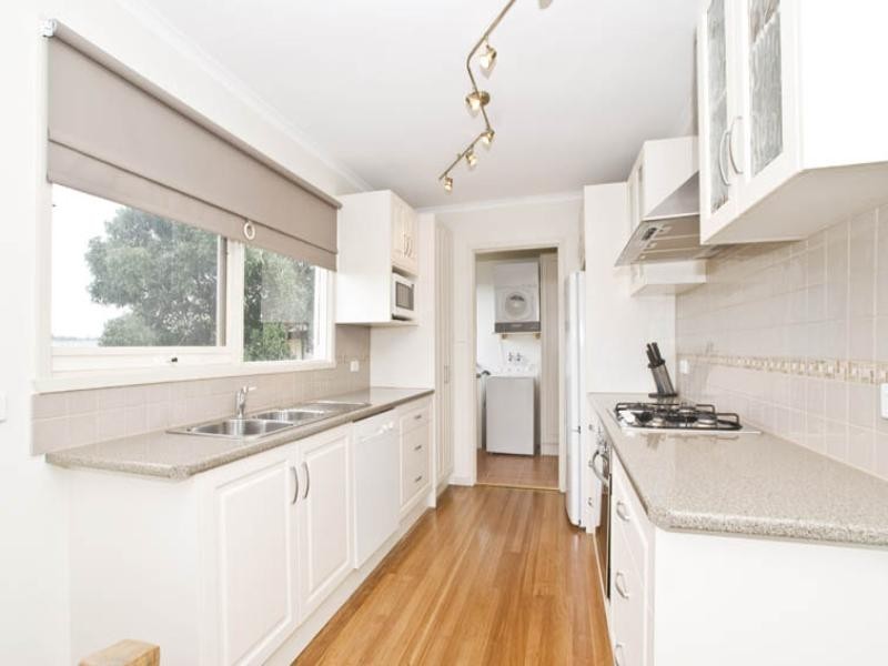 7 Carawa Street, Mooroolbark VIC 3138