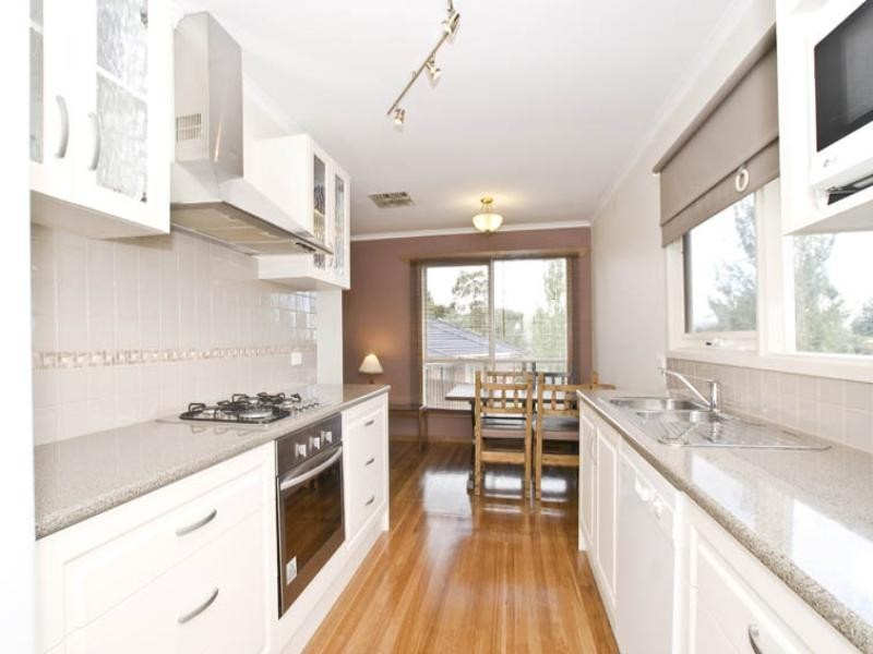 7 Carawa Street, Mooroolbark VIC 3138