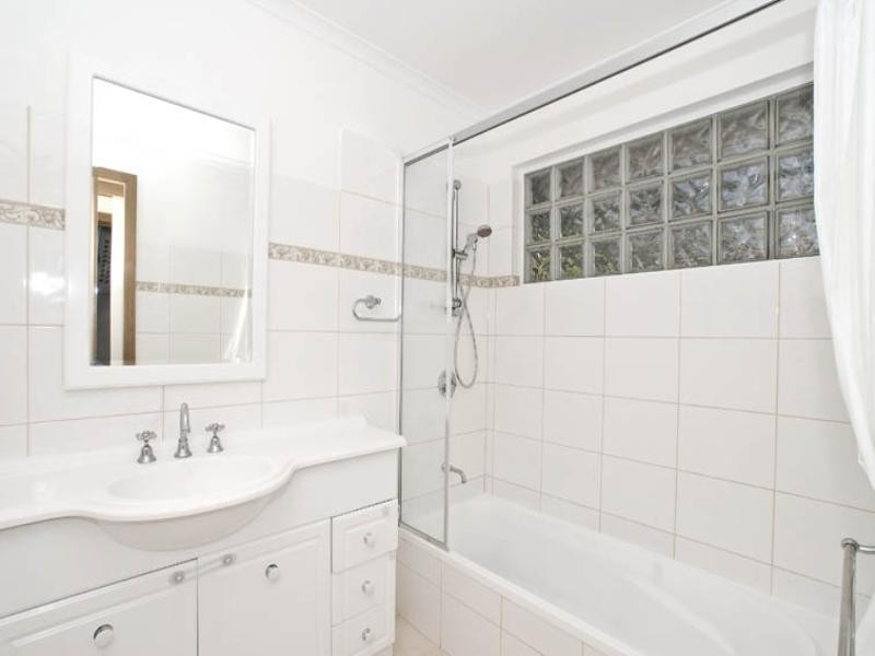 34 Wainewright Avenue, Mooroolbark VIC 3138