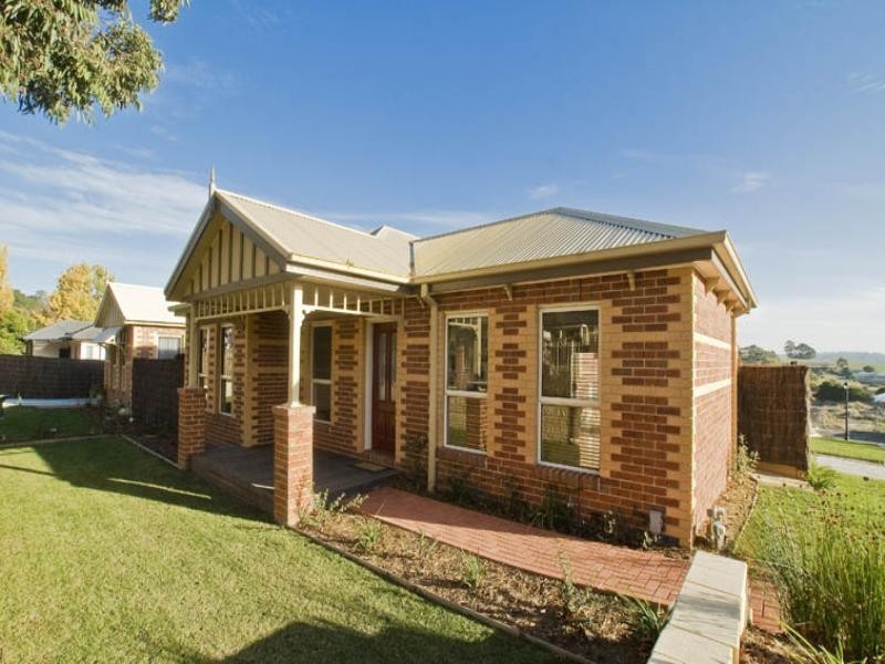 1/83-87 Maroondah Highway, Healesville VIC 3777