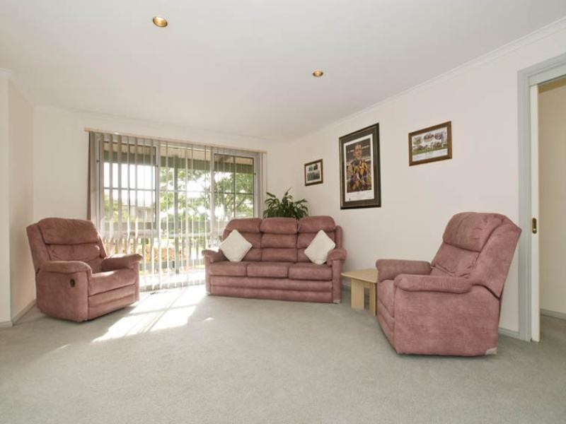 6 Melody Close, Lilydale VIC 3140