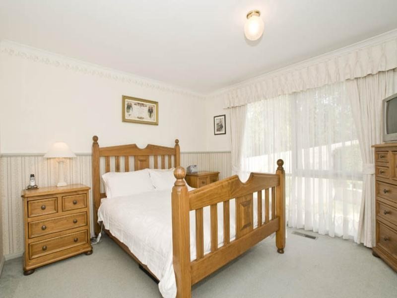6 Melody Close, Lilydale VIC 3140