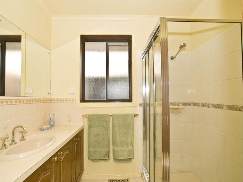 12 Warburton Highway, Lilydale VIC 3140