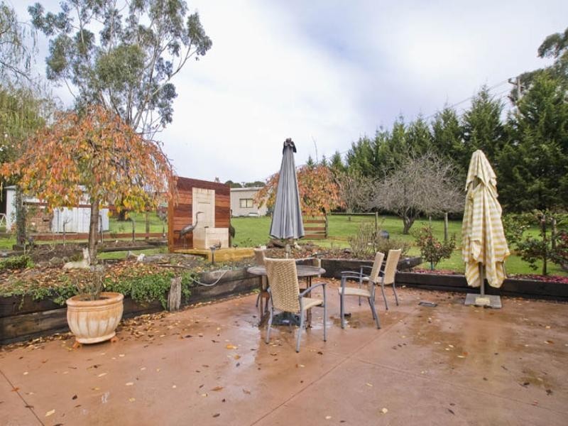 12 Warburton Highway, Lilydale VIC 3140