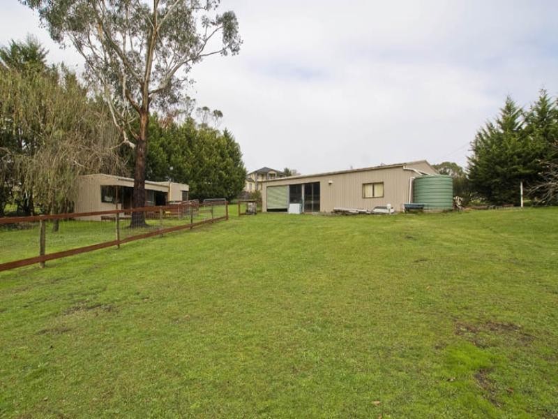 12 Warburton Highway, Lilydale VIC 3140
