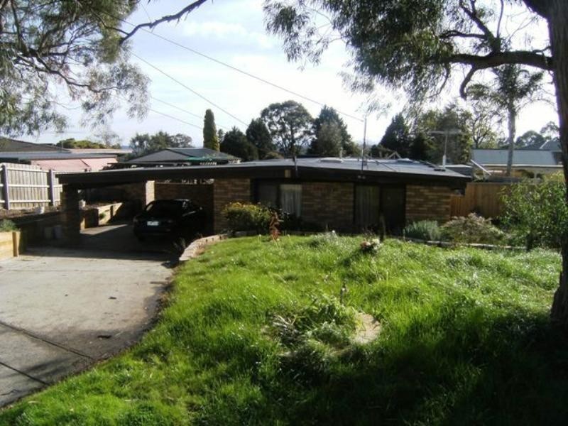 5 The Parkway, Chirnside Park VIC 3116