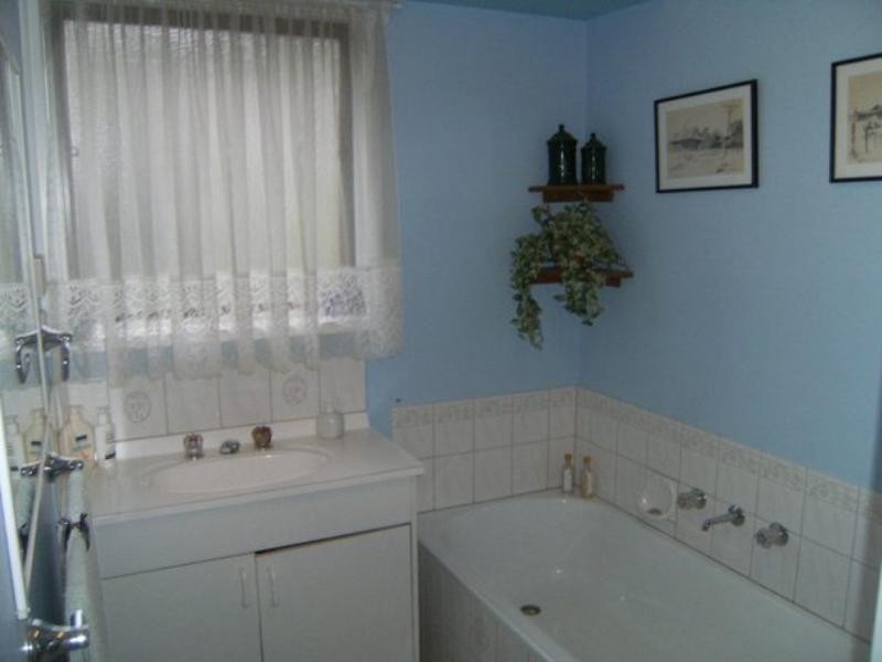 8 Lilac Rise, Lilydale VIC 3140