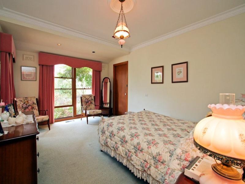 18 MacIntyre Lane, Yering VIC 3770