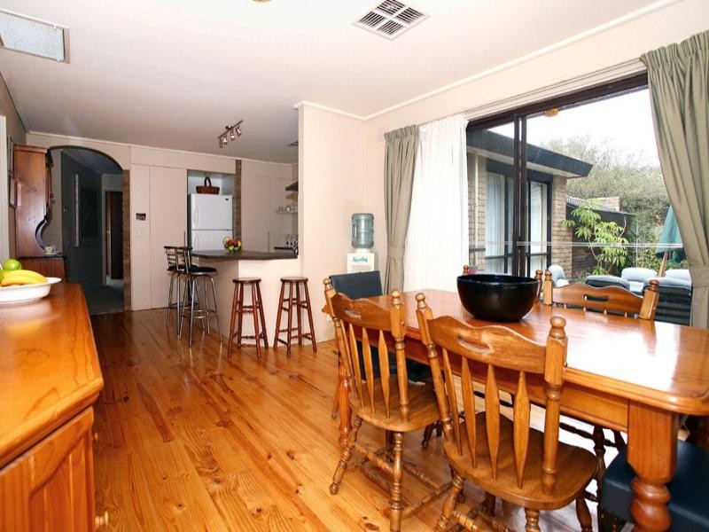 87 Rollinghills Road, Chirnside Park VIC 3116