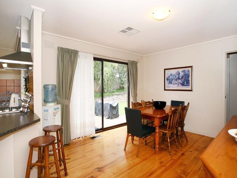 87 Rollinghills Road, Chirnside Park VIC 3116