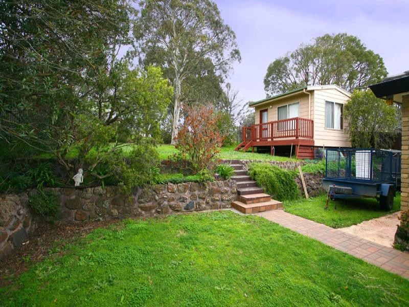 87 Rollinghills Road, Chirnside Park VIC 3116