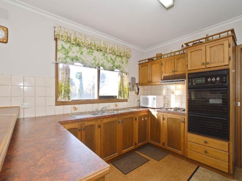 5 Waree Street, Lilydale VIC 3140