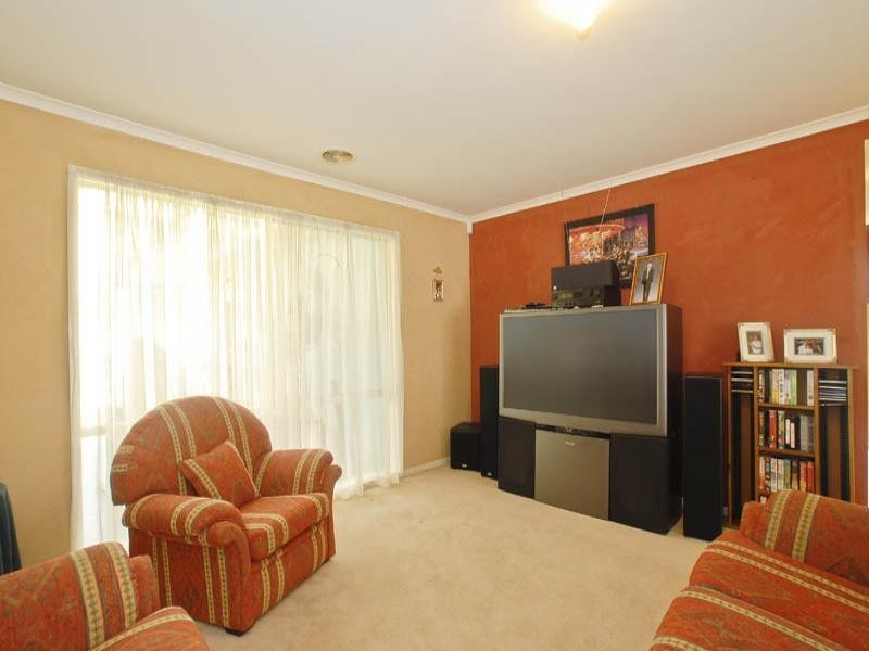 73 Nimblefoot Way, Lilydale VIC 3140